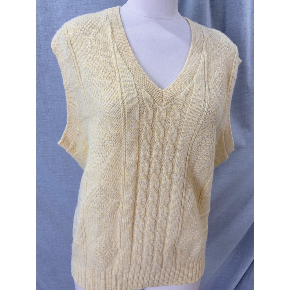 Vintage Style Yellow Cable Knit V-Neck Sweater Vest Sleeveless Pastel Top L - Picture 2 of 7